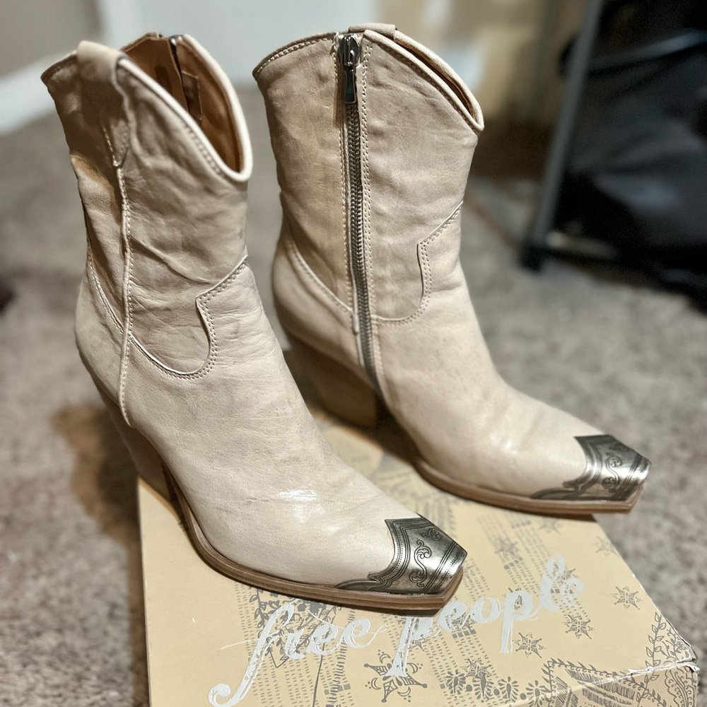 Free People Leather Brayden Boots Size 38 (8)